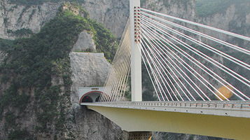 山西晋济高速公路拍盘隧道